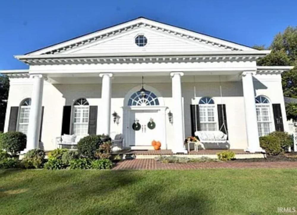 Currently Displayed Property Photo
